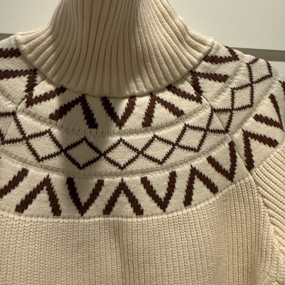 Varley Cream and Brown Turtleneck Sweater - Picture 16 of 16